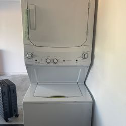 GE Stackable Washer And Gas Dryer 