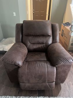 Brown Ashley Home Store Reclinable Sofa