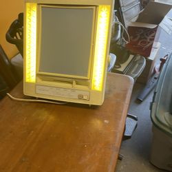 Vintage Make Up Mirror 