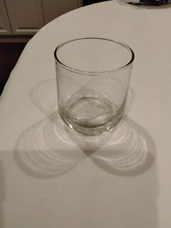 Glass tumbler