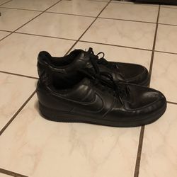 Nike Low Top Air Force Size12