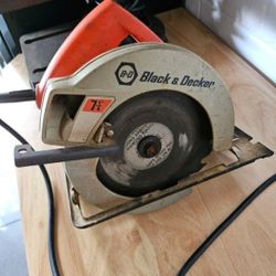 Circular Saw B&D
