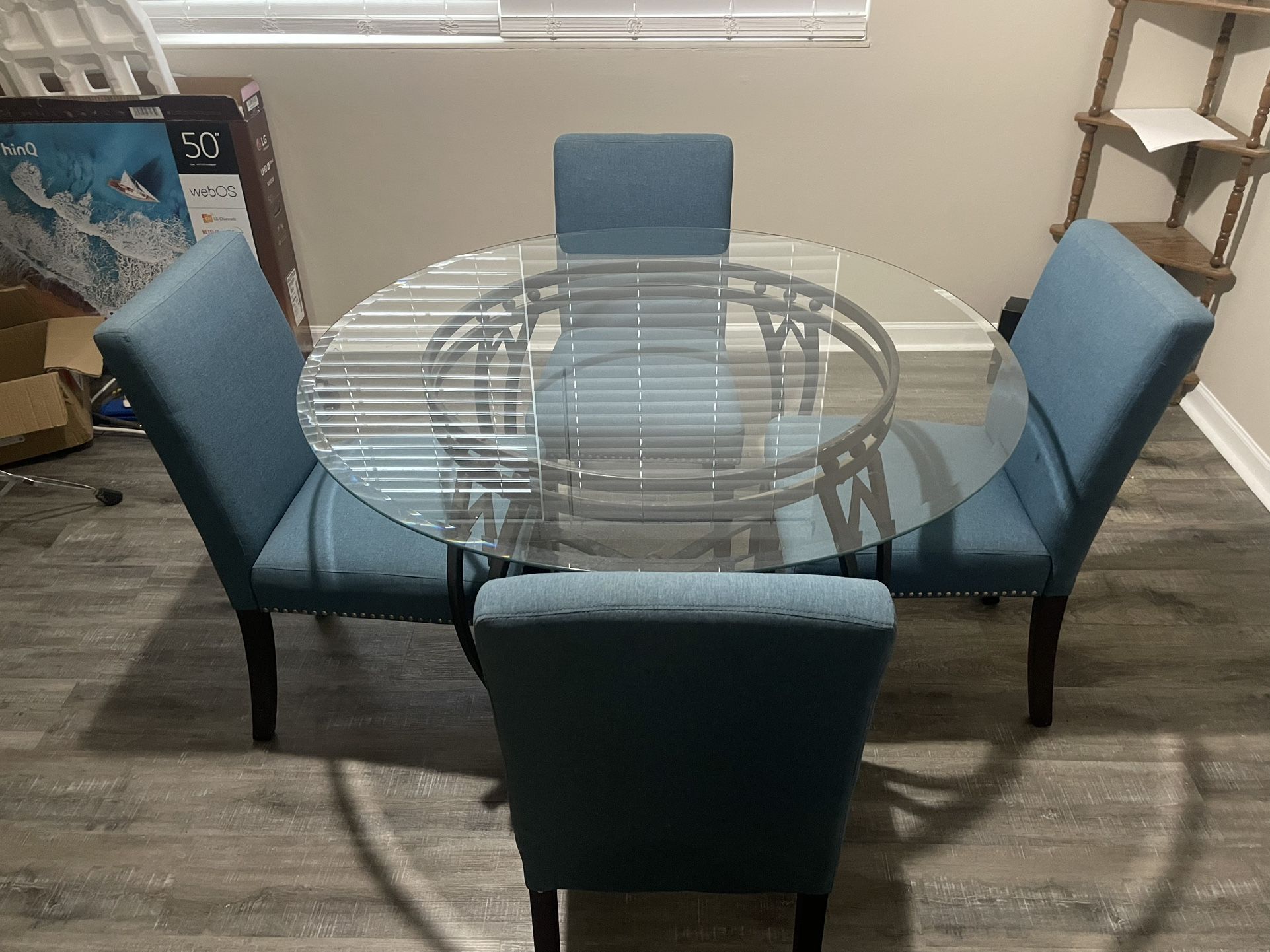 Glass Table 4 Chairs