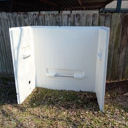 Sterling Three Piece 60" Tub Surround