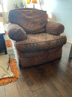 Sherrill brand arm chair
