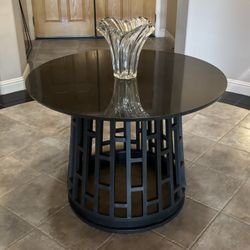 Entrance Table 
