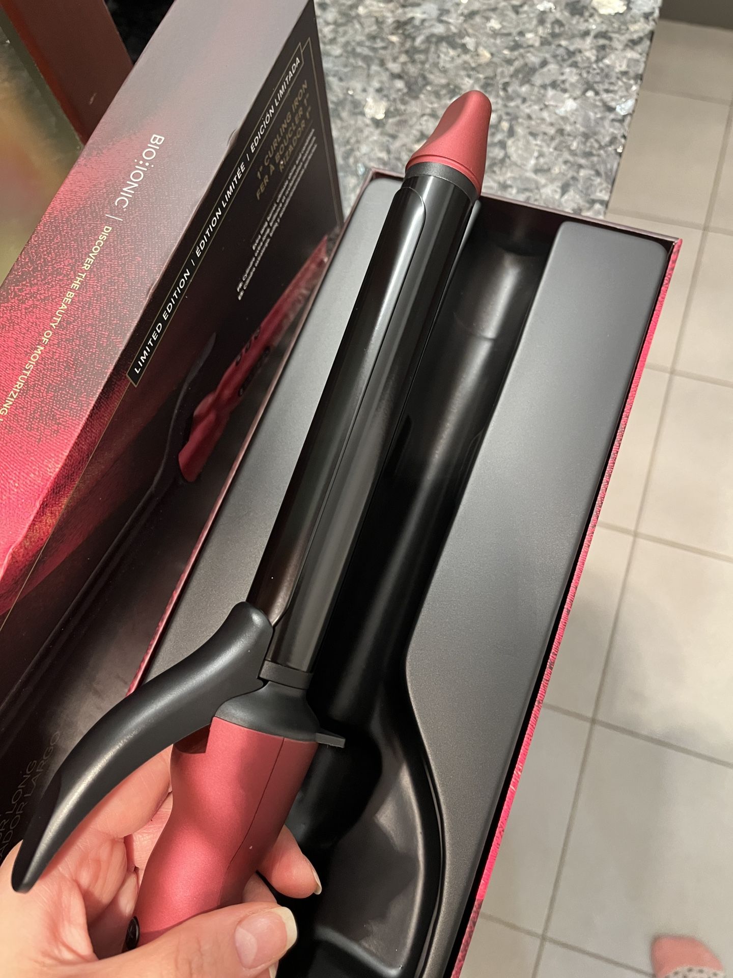 Bio Ionic Long Barrel Curl Iron 