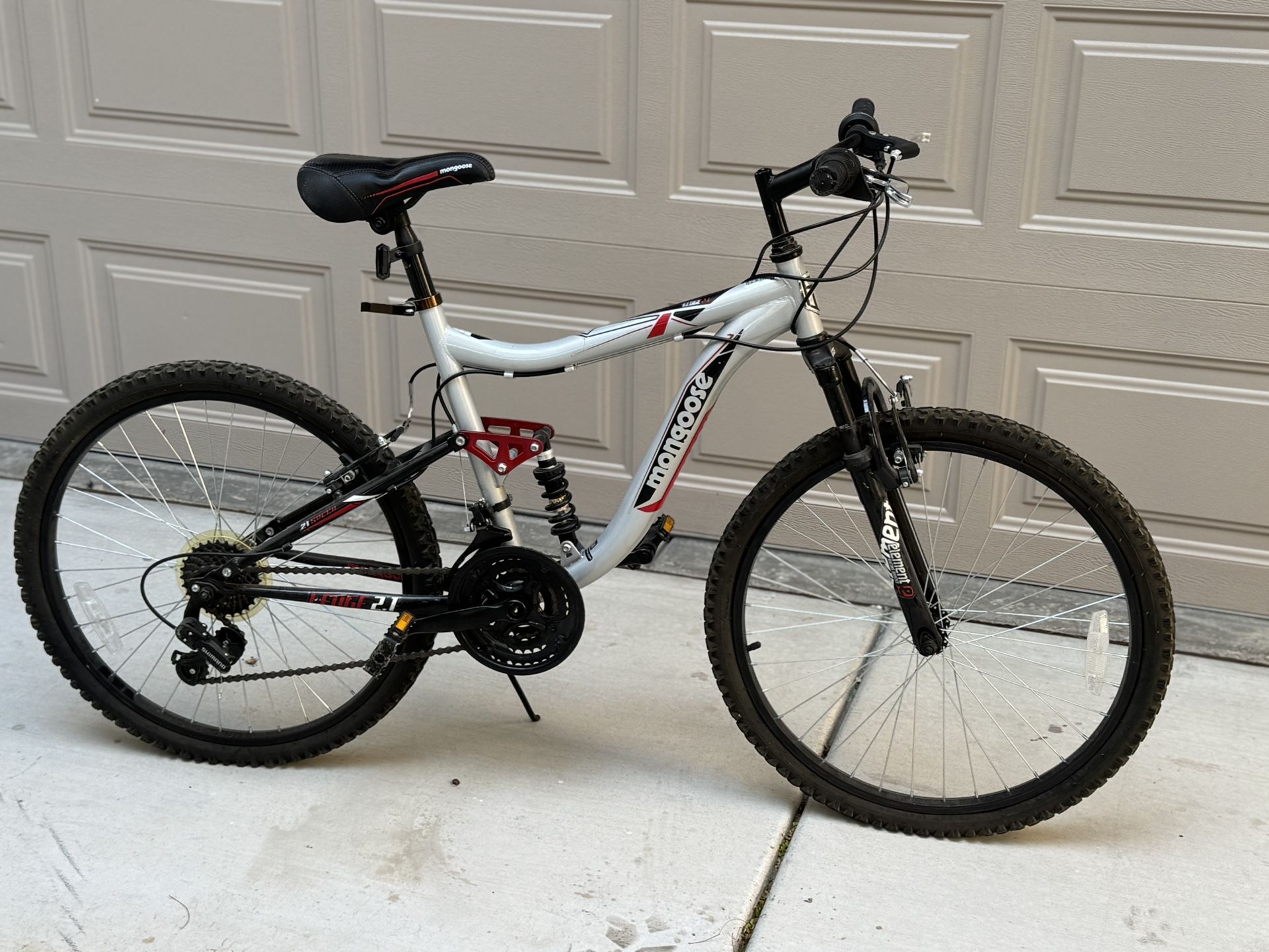 Mongoose Ledge Mountain Bike 24” Silver