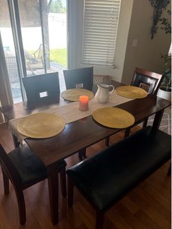 Dining room table