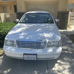 2001 Vintage Ford Crown Victoria Low Miles