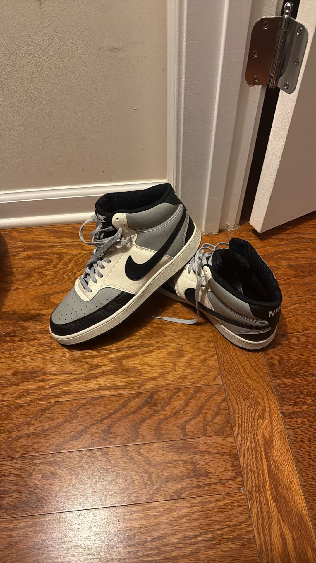 Nike Court Vision Size 12