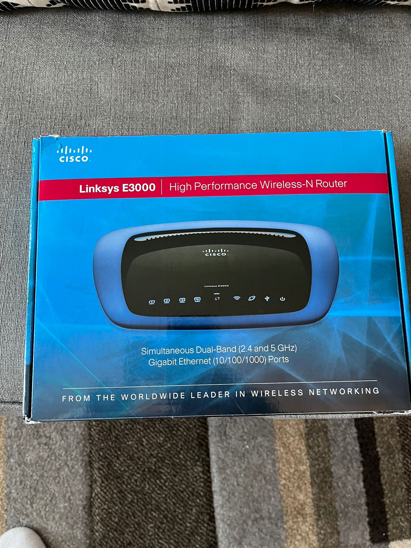 Wireless Router - Linksys E3000 - Cisco