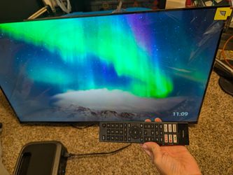Hisense 43in  TV with Remote