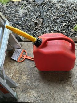 2 Gallon Gas Can
