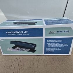 Lot of  7 UV Counterfeit Detector Accubanker D26