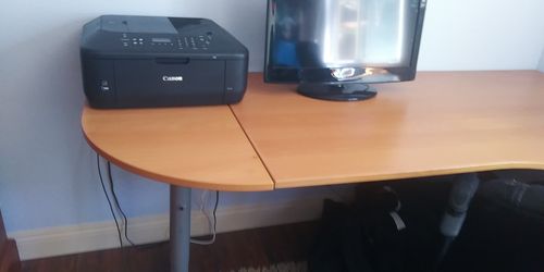 Large L shaped desk