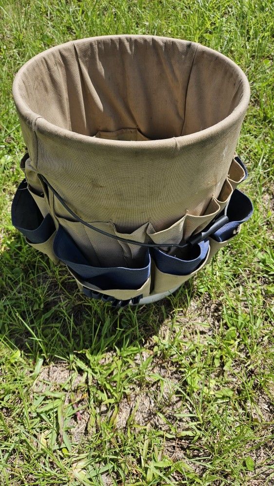 Bucket Boss 5 Gallon Canvas Tool Holder With Pockets