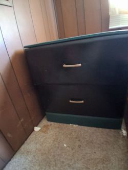 2 Drawers