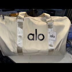 Alo Yoga Duffel Bags