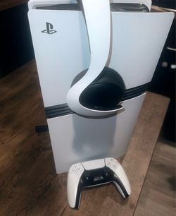 Ps5 Pro with elite headset