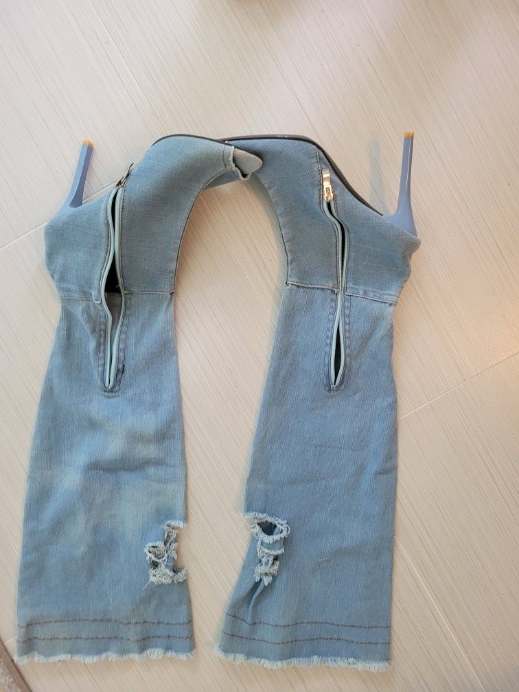 Hot gorgeous over knee blue denim heels