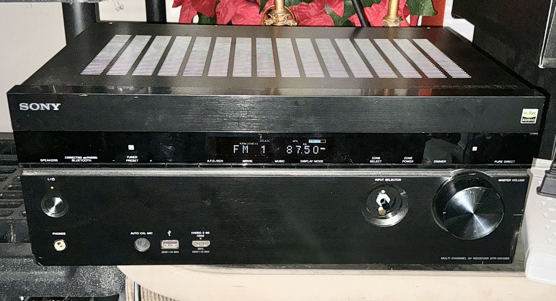 Sony STR-DN1060 7.2-channel home theater receiver + Wi-Fi Bluetooth