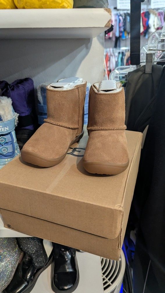 Ugg Toddler Boots Children's Size 8
