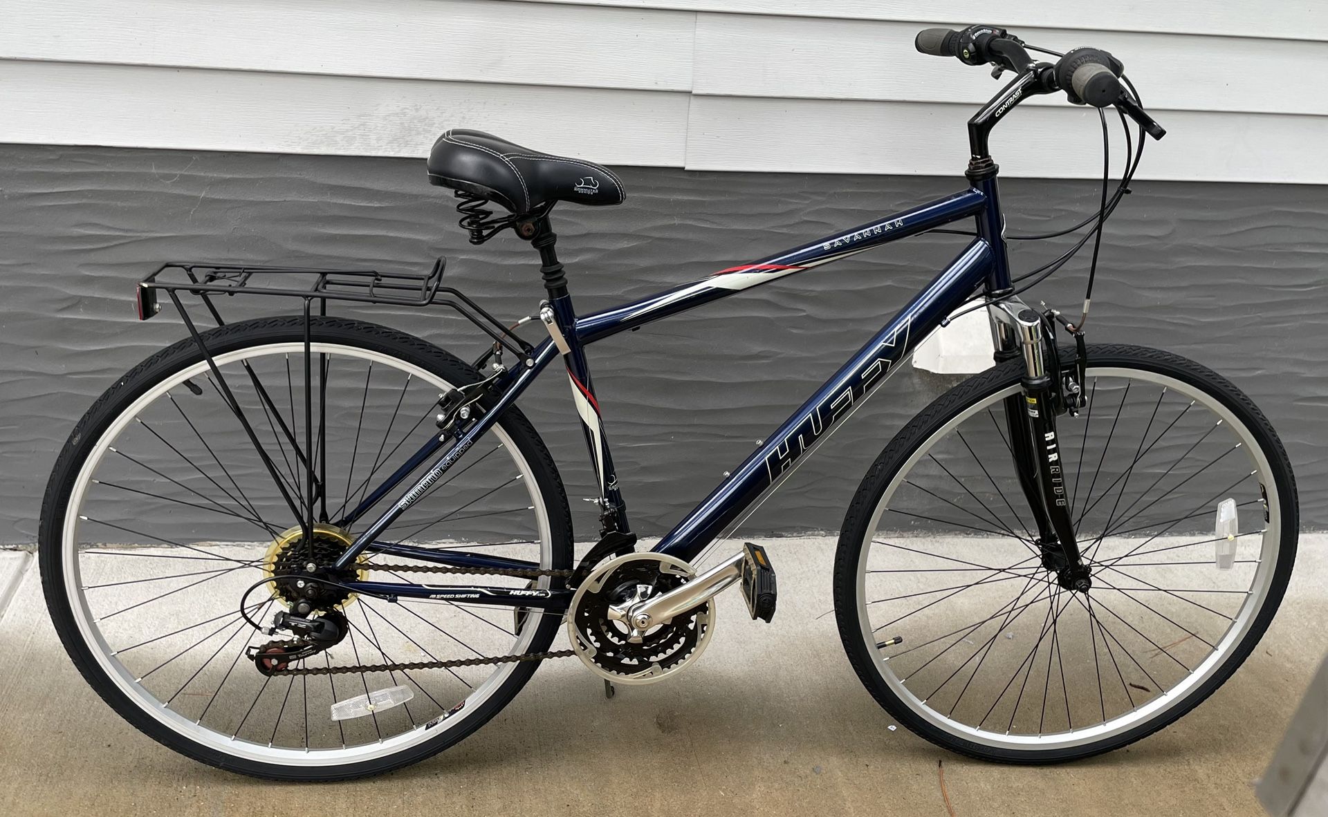 Huffy Savannah 18 Speed Bicycle In VG Condition