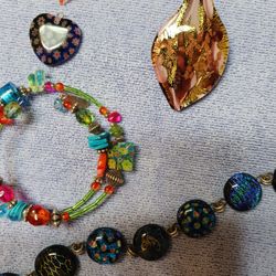 Glass Lot :Pendants/bracelets