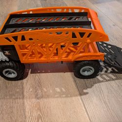 Hot wheels monster truck transporter
