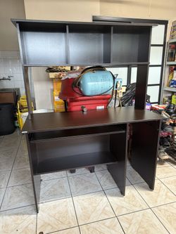 Modern Computer desk