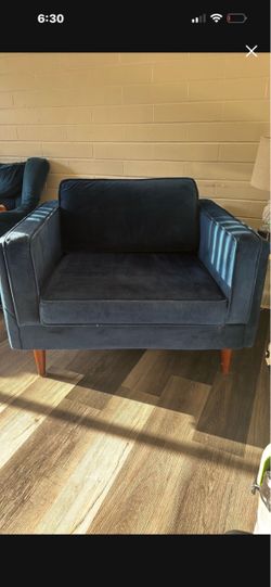 Free blue velvet chair from Wayfair