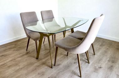 Studio Designs Dining table and chairs - Grey w/ Brass legs
