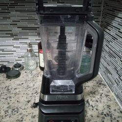 Ninja Plus Blender DUO with Auto-IQ