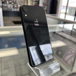 iPhone XR 64GB Tracfone