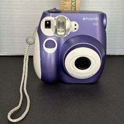 POLAROID CAMERA