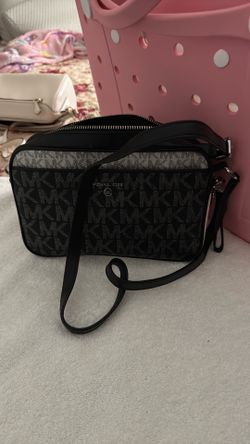 Mk cross body
