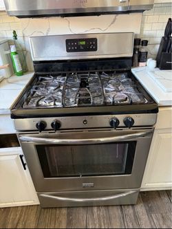 Frigidaire stove for sale