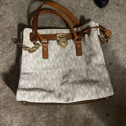 Micheal Kors Purse
