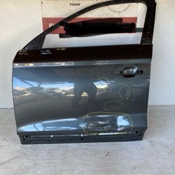 2018 2023 Audi Q5 left front door (10)