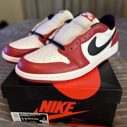 Jordan 1 Low Chicago