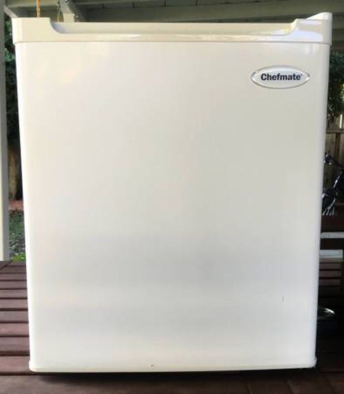 Chefmate 1.7 Cubic Ft Mini Fridge