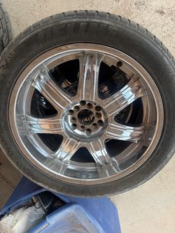 22 inch rims 6 lug Chevy pattern