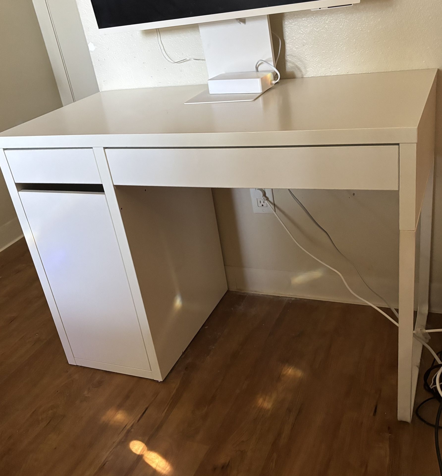 Ikea White Desk