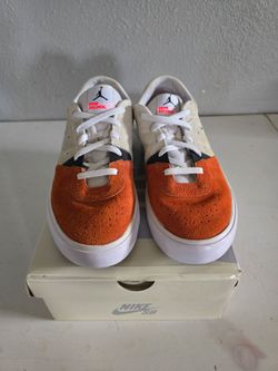 Nike SB  Low-Top Sneakers Size 11