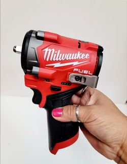 M12 FUEL 12V Lithium-Ion Brushless Cordless Stubby 3/8 in. Impact Wrench (Tool-Only) model number 2562-20