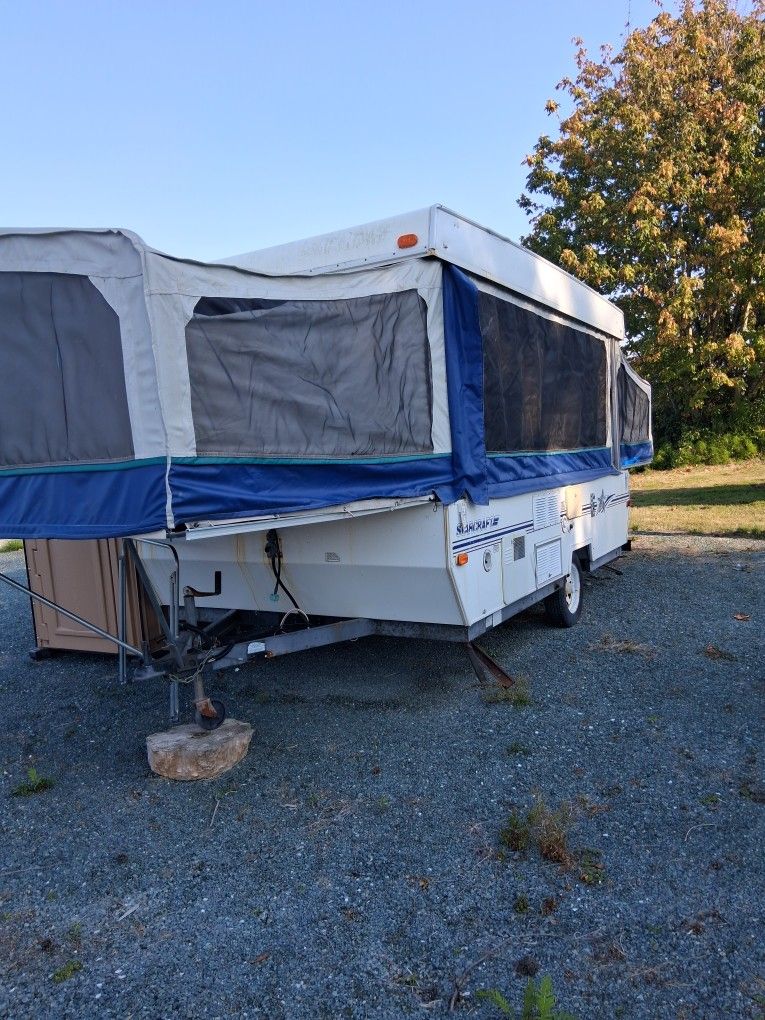 Pop Up Trailer ($500 OR Best Offer)