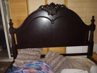 CALI KING CHERRYWOOD BEDFRAME
