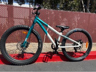 Commencal Ramones 24” mountain bike