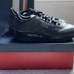 Black Reebok Classic Leather Clip Men’s 7 